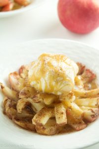 slow-cooker-bloomin-baked-apples